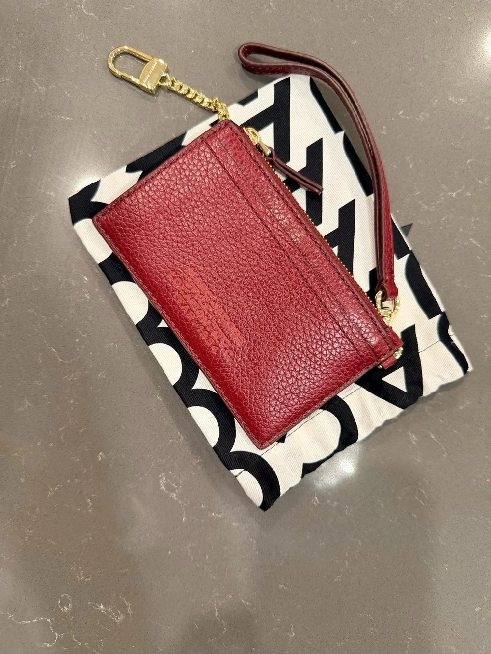 Marc Jacobs compact marc